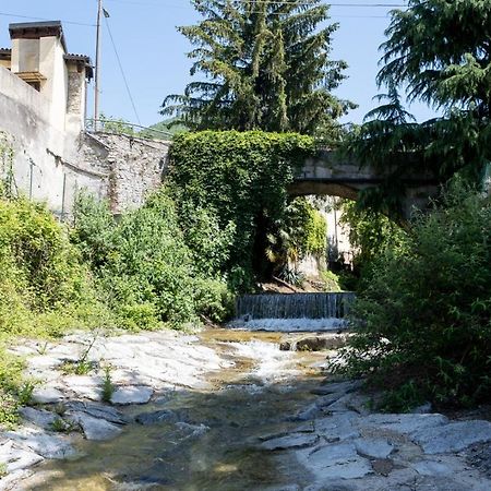 La Casa Sotto Le Cascate Lago Maggiore - Ixihome Cittiglio Luaran gambar